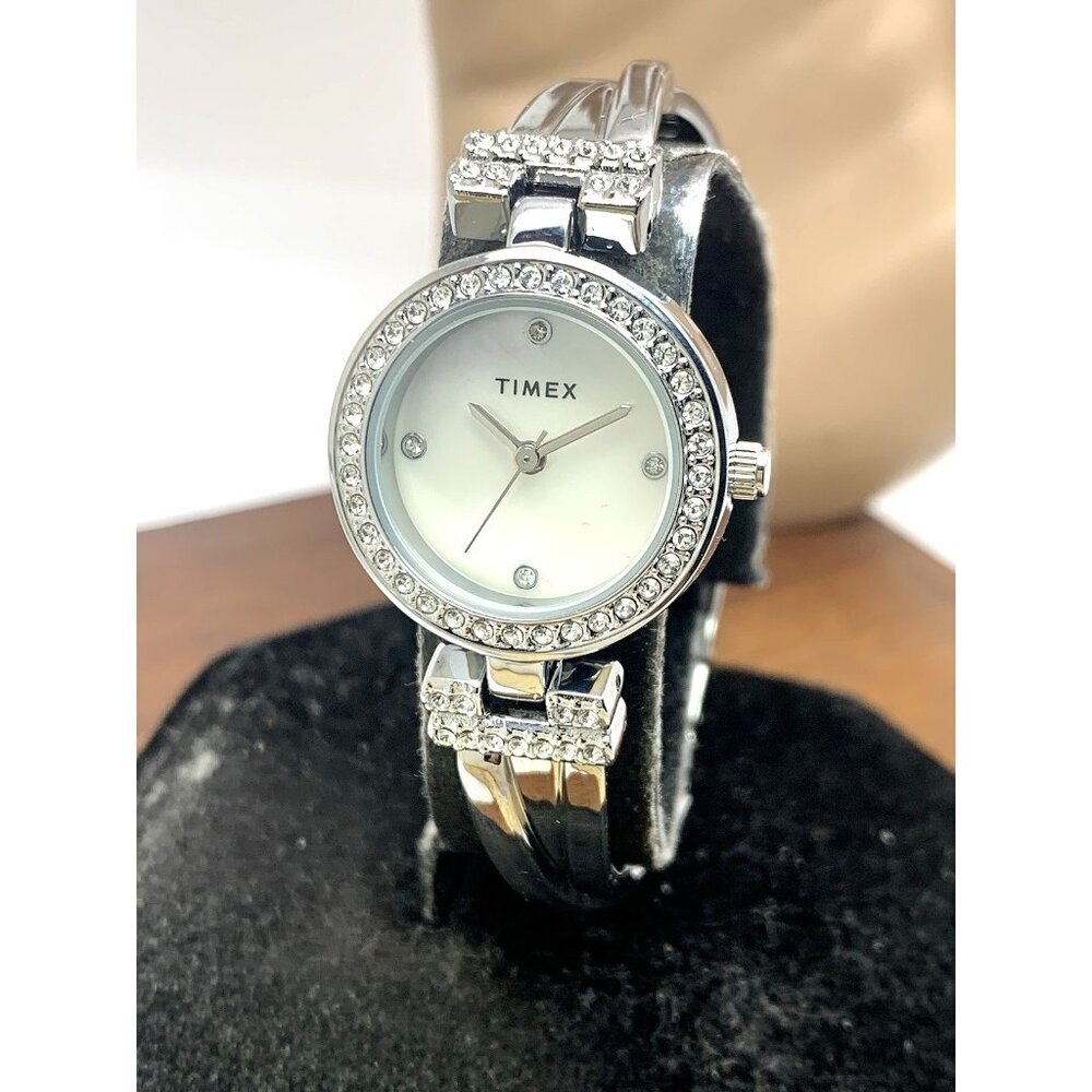 Timex Women's Watch TW2W62200 Quartz Gemmed Mother of Pearl Dial Steel 24mm
